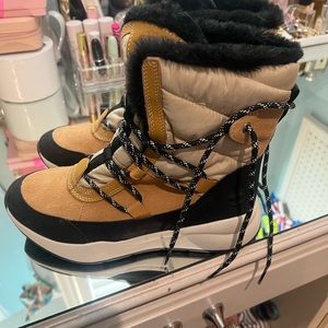 Sorel winter boots